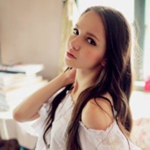 Meet your Posher, Evelyn